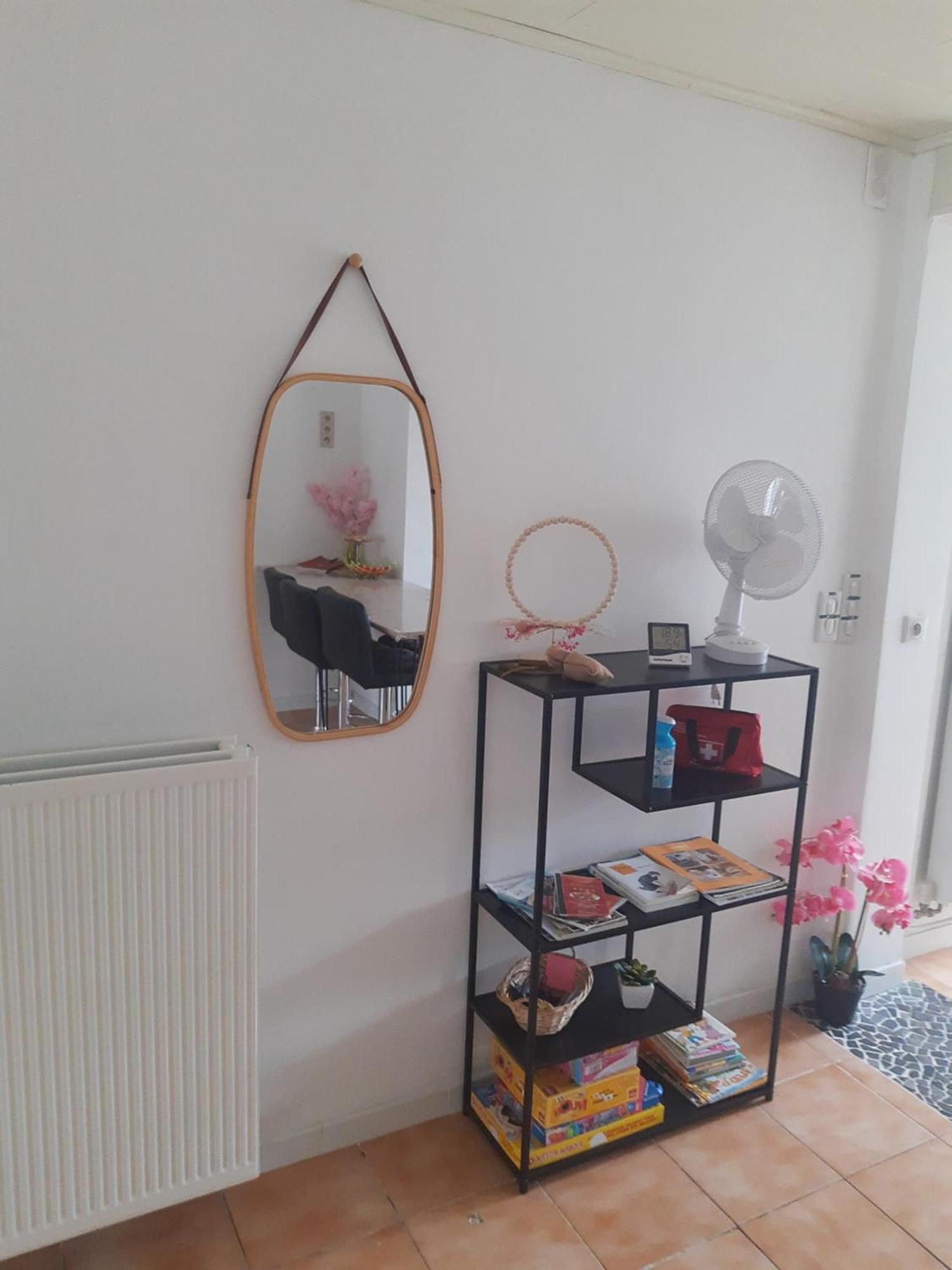 Agréable maison avec cour à 10min de Liège Herstal Esterno foto