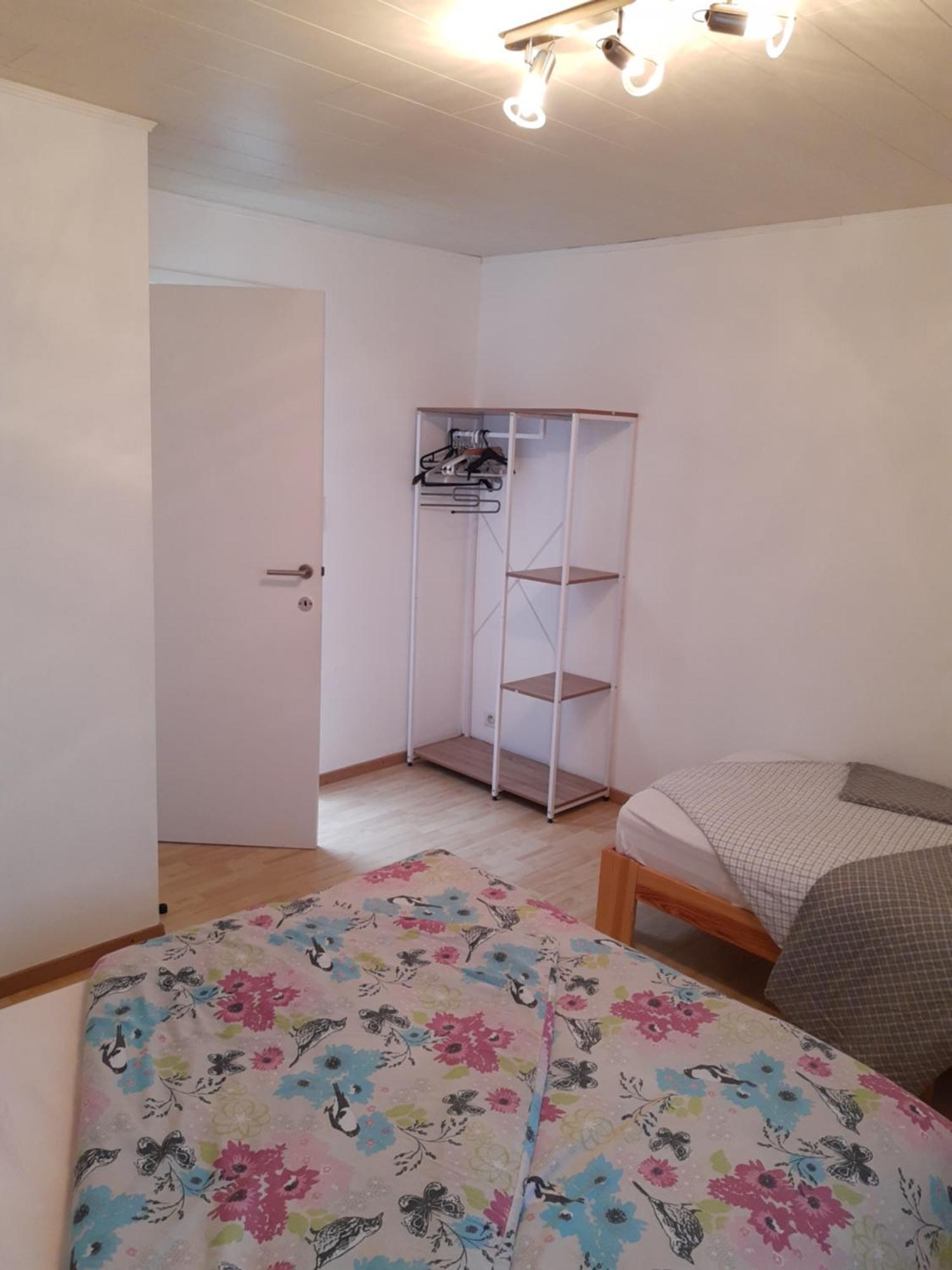 Agréable maison avec cour à 10min de Liège Herstal Esterno foto